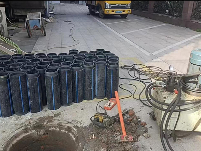 黎母山镇PE置换管厂家 DN315置换管 非开挖管短管置换